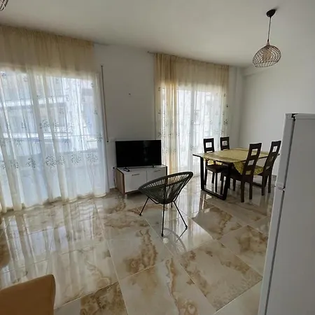 Noah Sunny Vlorë
